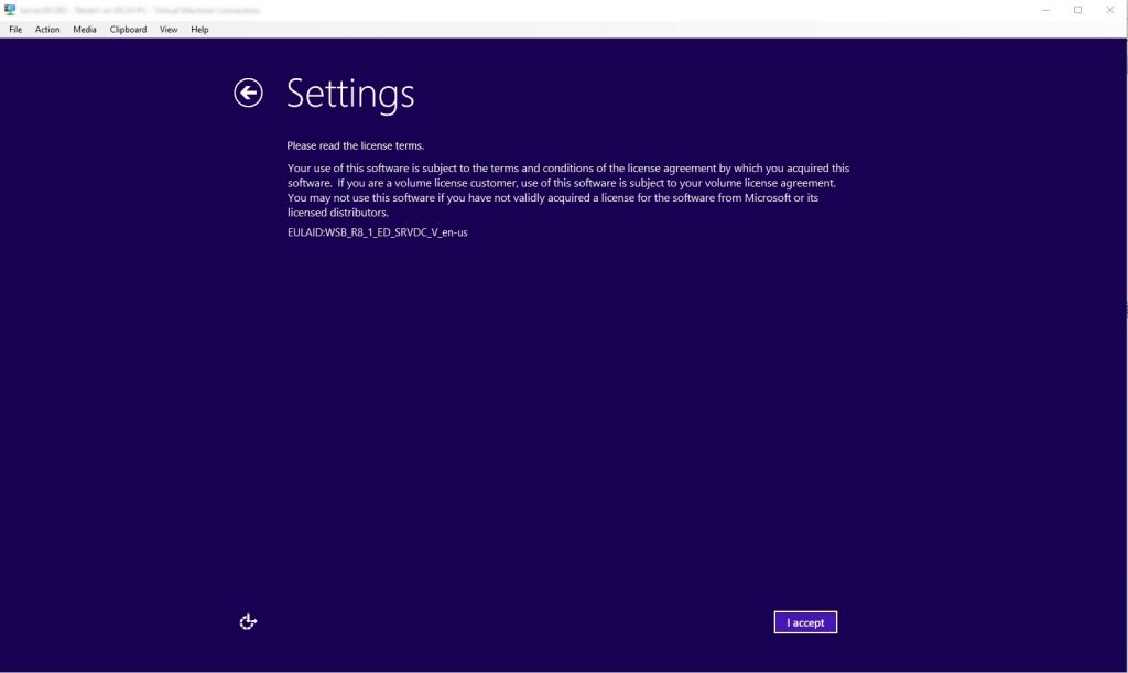 Windows OOBE: EULA acceptance screen during first boot post-Sysprep.